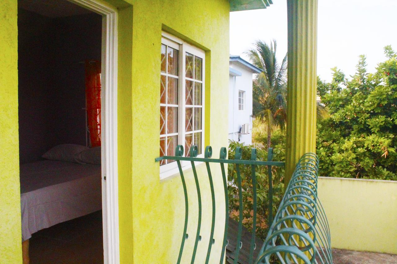 Yaad Hostel Montego Bay Exterior foto